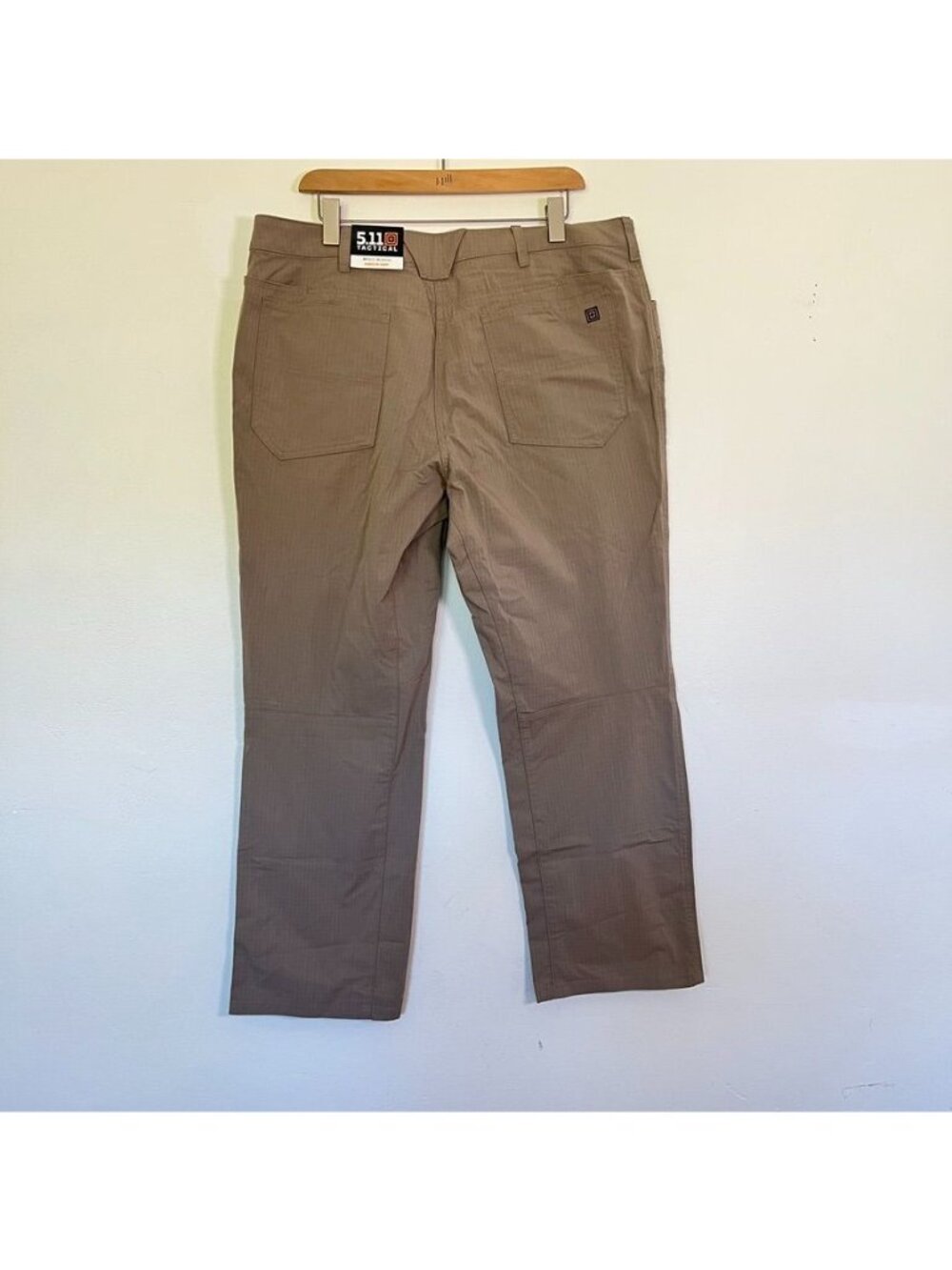 NWT 5.11 Mens 38 x 30 Tactical Ridgeline Ripstop Mens Khaki Comfortable - Picture 3 of 16